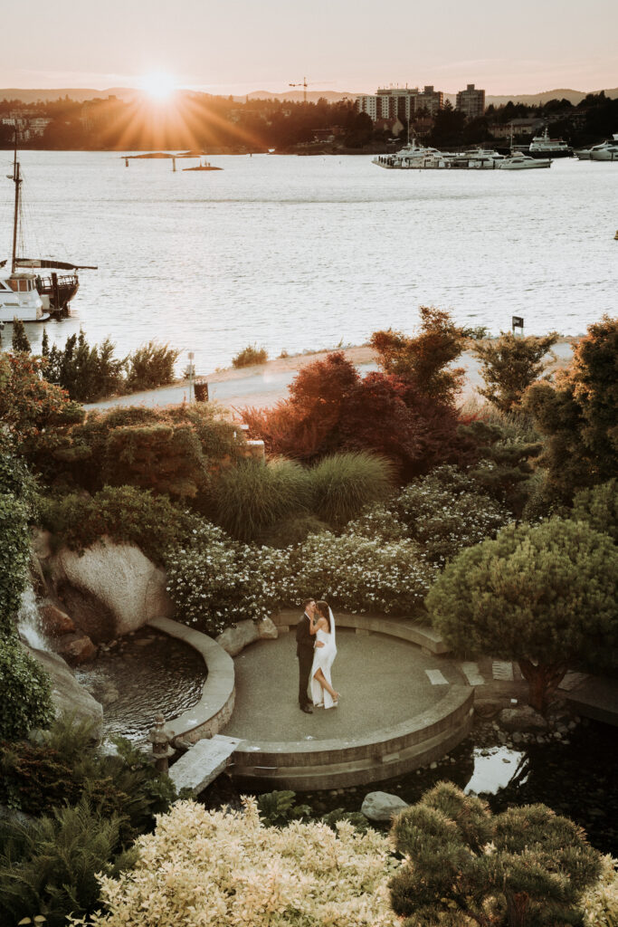 Inn at Laurel Point Wedding